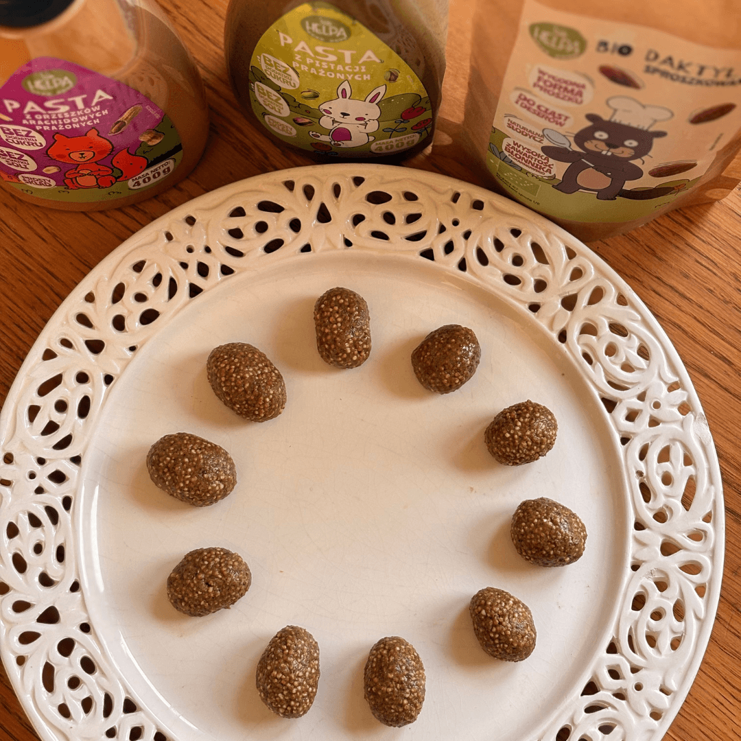 Jajeczka orzechowo-amarantusowi